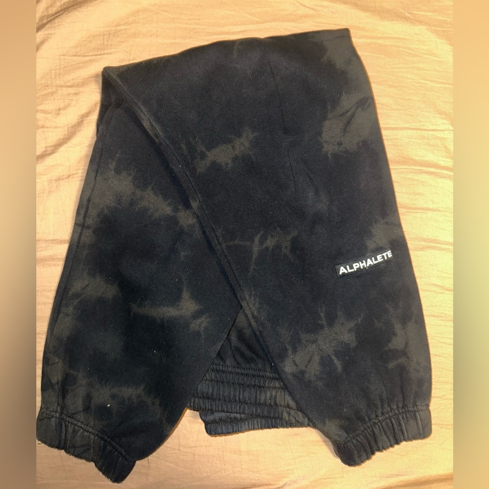 Alphalete Black/Brown Sweatpants